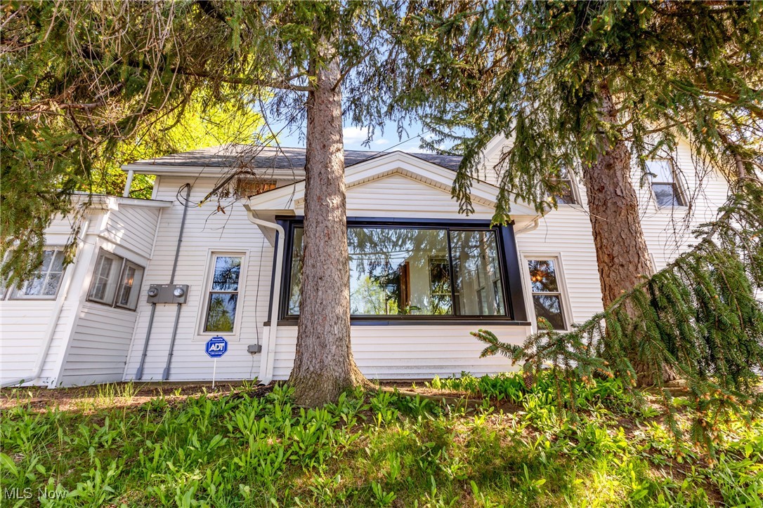 24512 Emery Road Property Photo 1