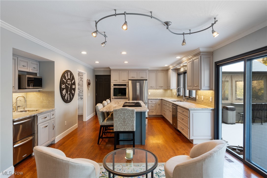 32378 Regency Court Property Photo 15