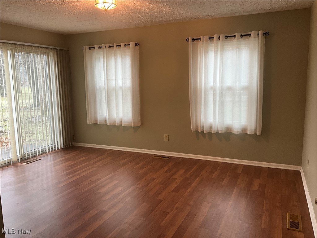 2203 Candlewood Drive Property Photo 12
