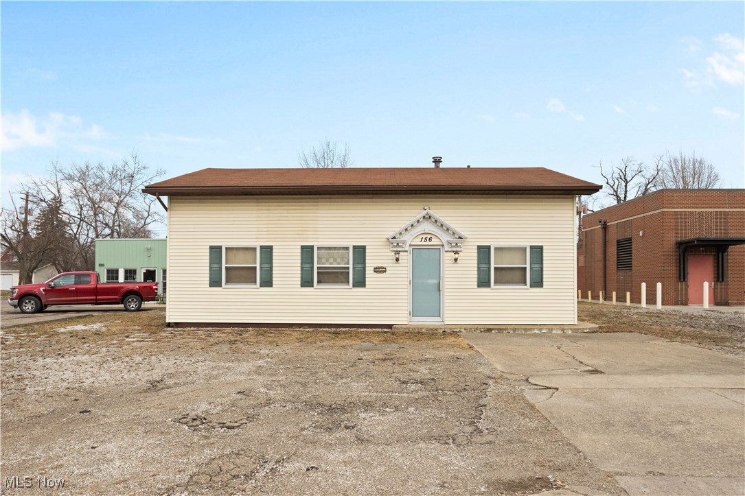 156 W Ohio Avenue Property Photo 1