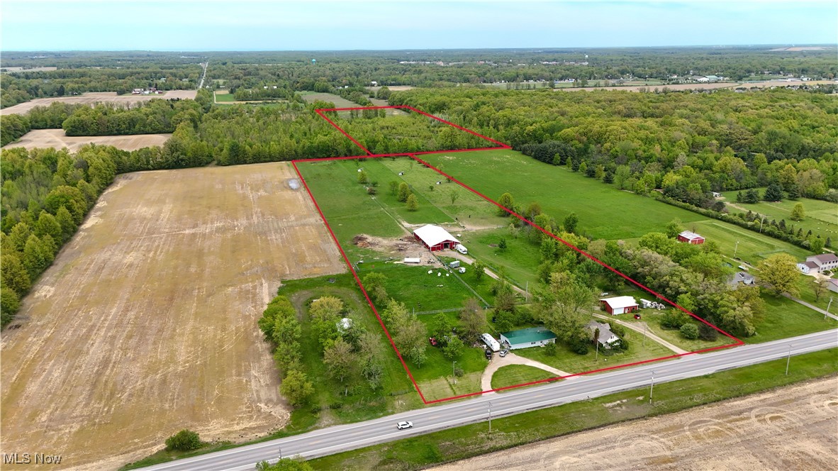 47094 Us Highway 20 Property Photo 3