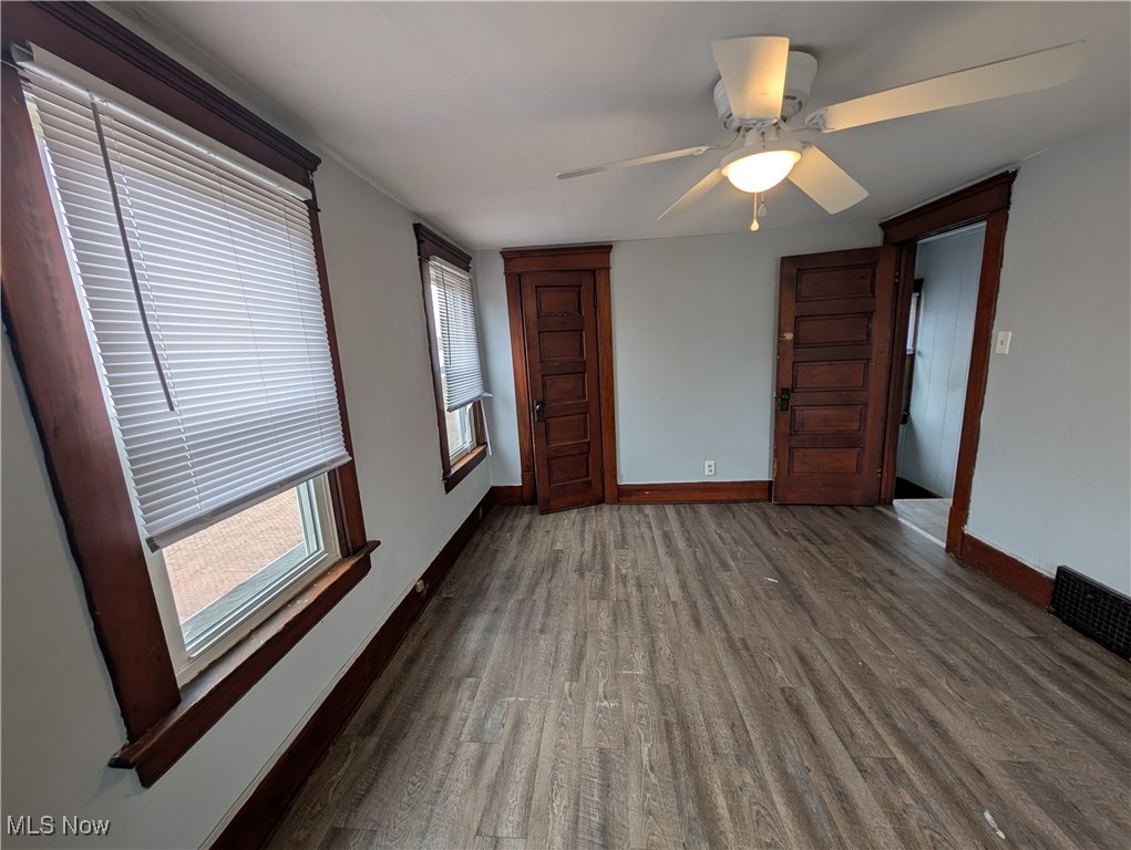 1036 Ackley Street Property Photo 6