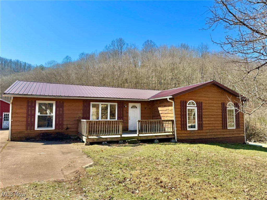754 Brush Run Road Property Photo 1