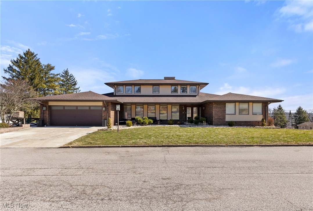 65321 Three Hills Drive Property Photo
