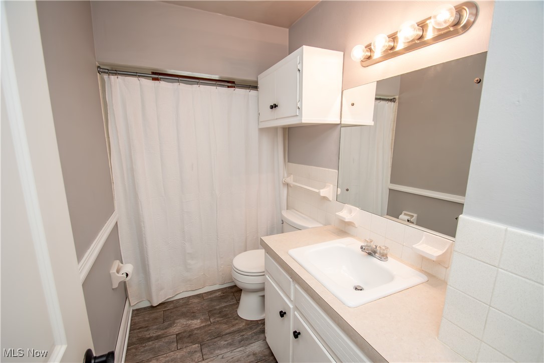 1067 Park Avenue Property Photo 18