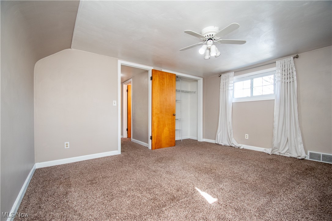 1067 Park Avenue Property Photo 24