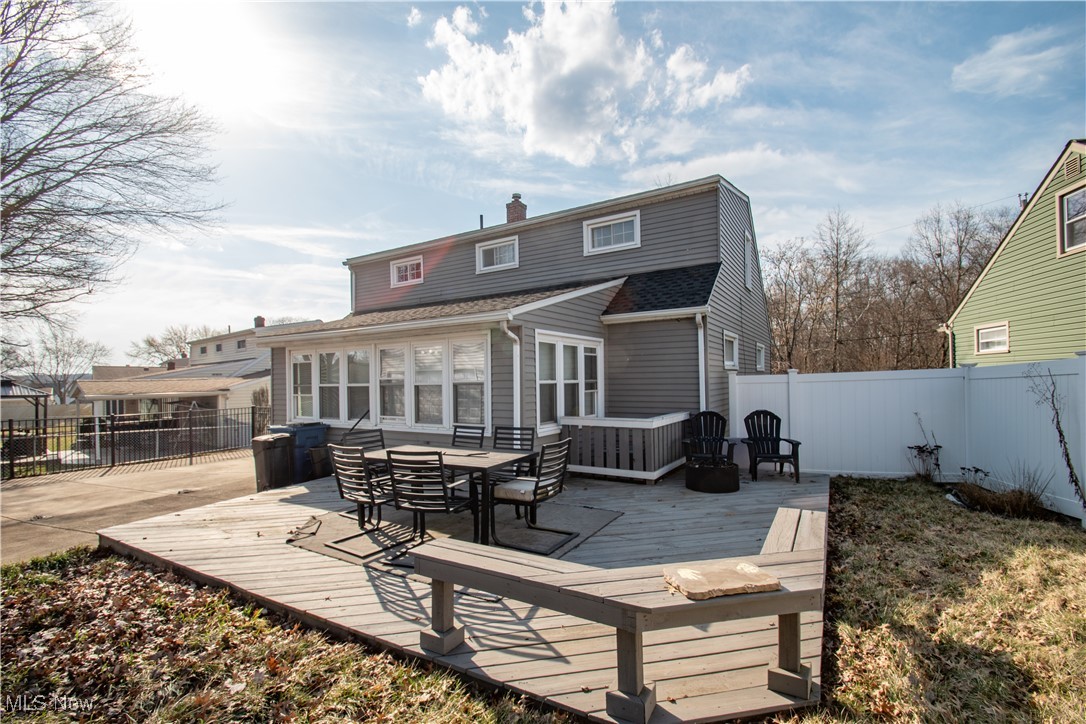 1067 Park Avenue Property Photo 38