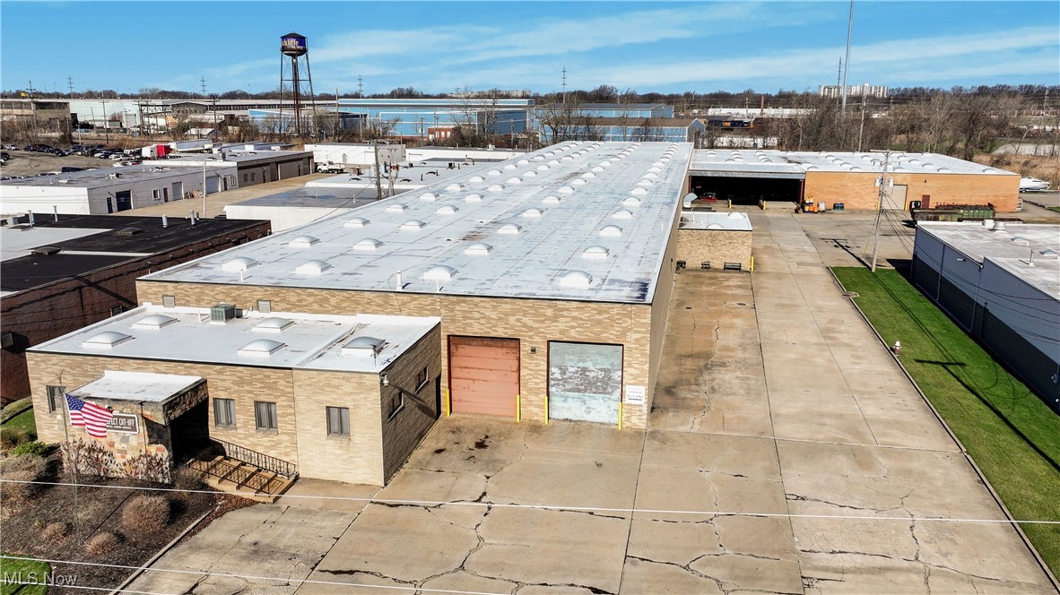 29201 Anderson Road Property Photo 3