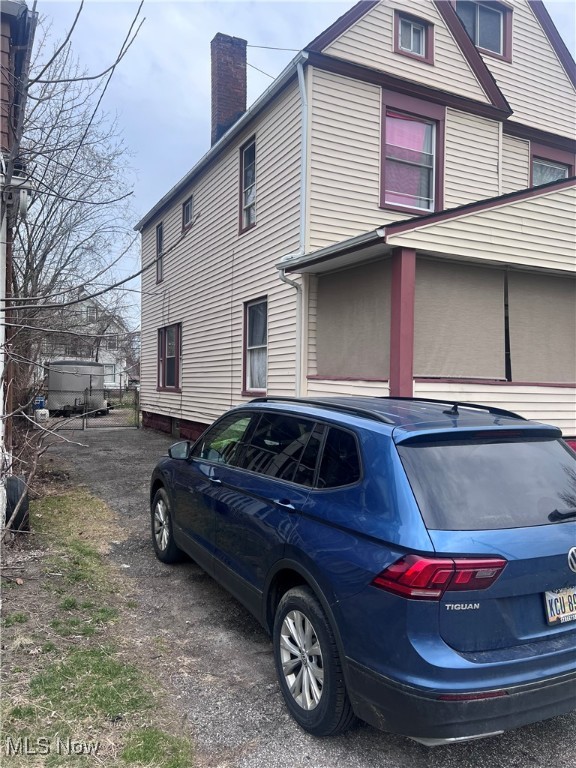 536 E 123rd Street Property Photo 2