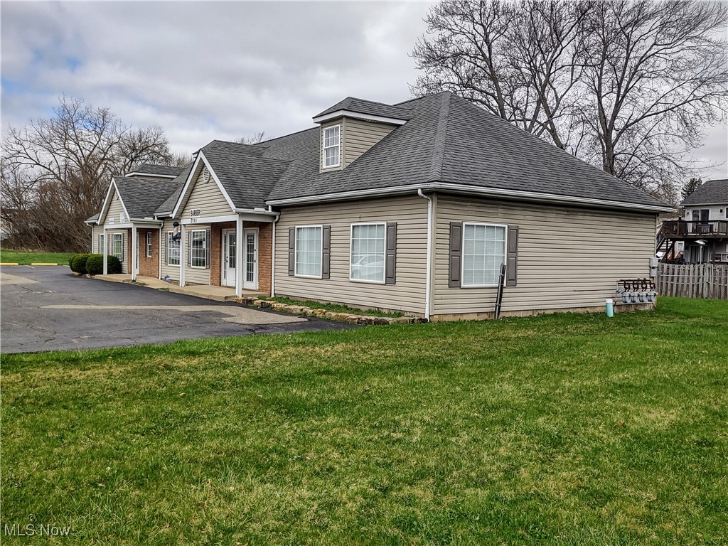 2751 Old Home Road Property Photo 2