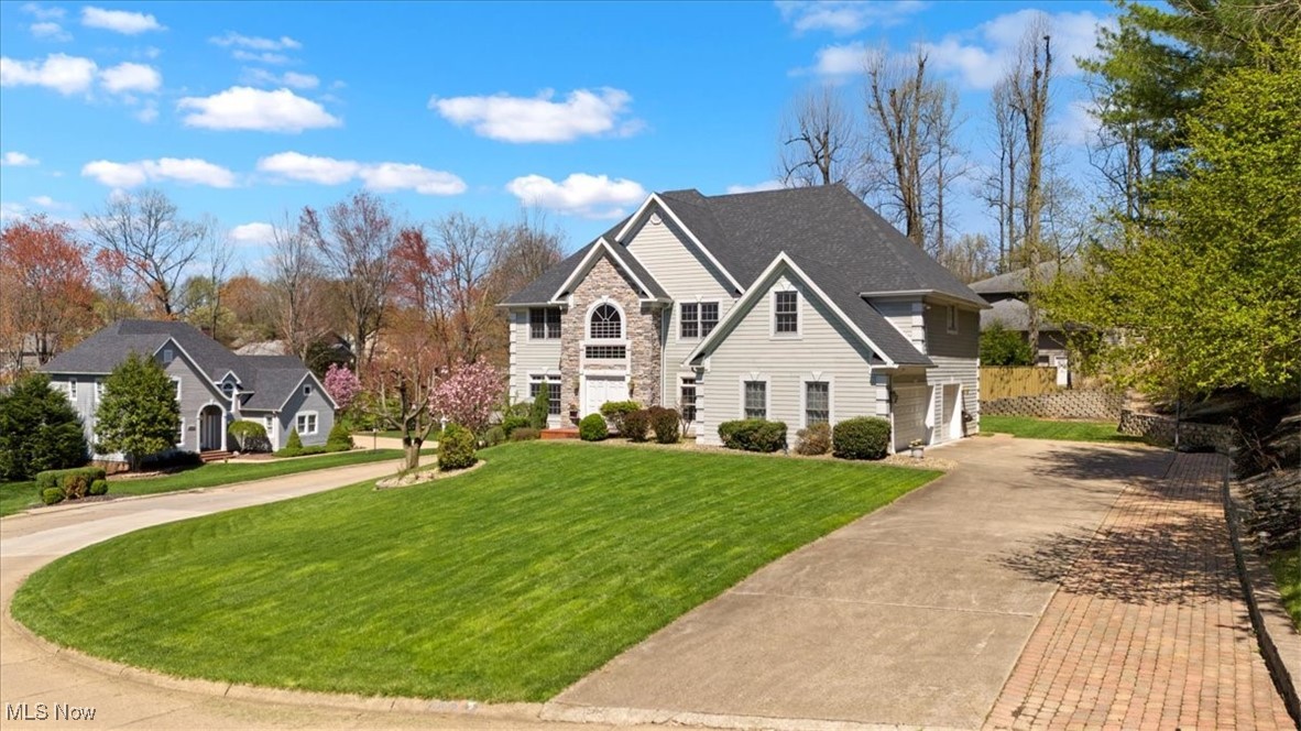 5215 Glenbrook Drive Property Photo