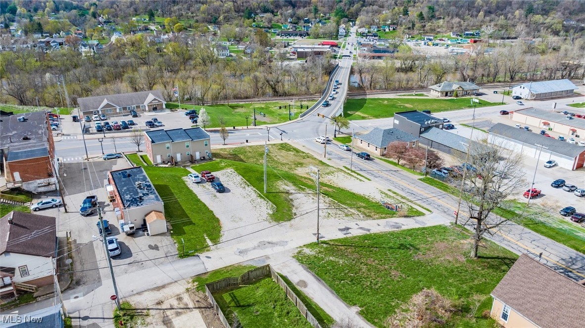 505 Wheeling Avenue Property Photo 3