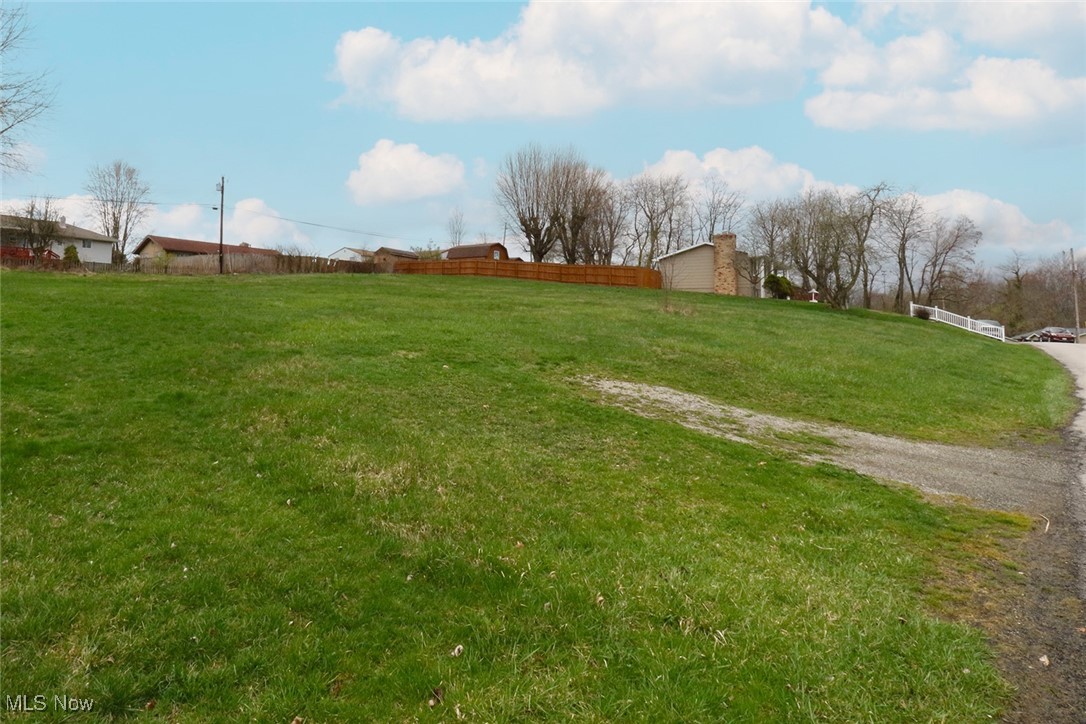 Overlook Drive Property Photo 3