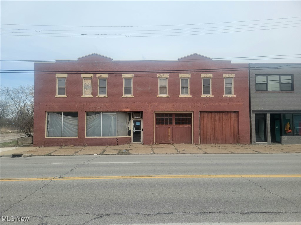 1605 Broadway Property Photo 1