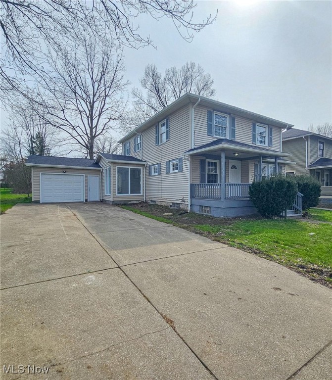 429 E Indianola Avenue Property Photo