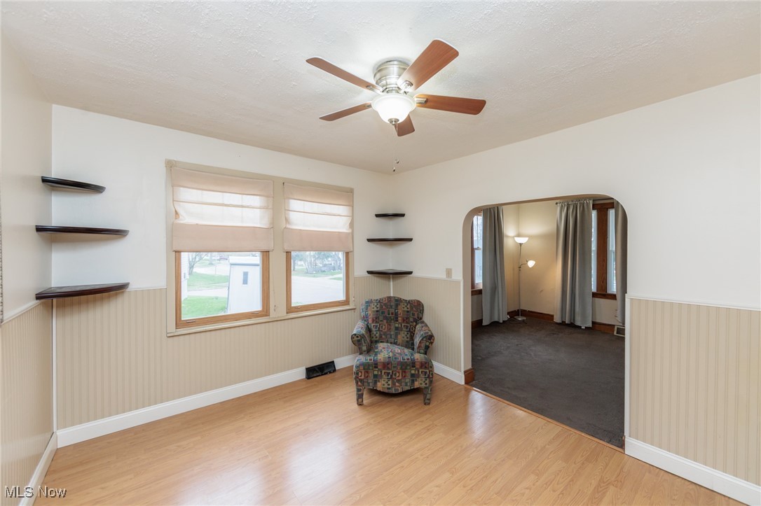 1538 Tonawanda Avenue Property Photo 6