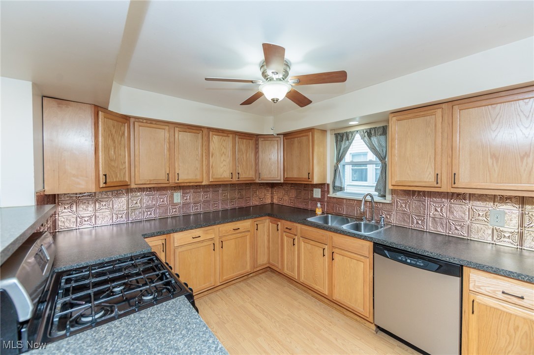 1538 Tonawanda Avenue Property Photo 10