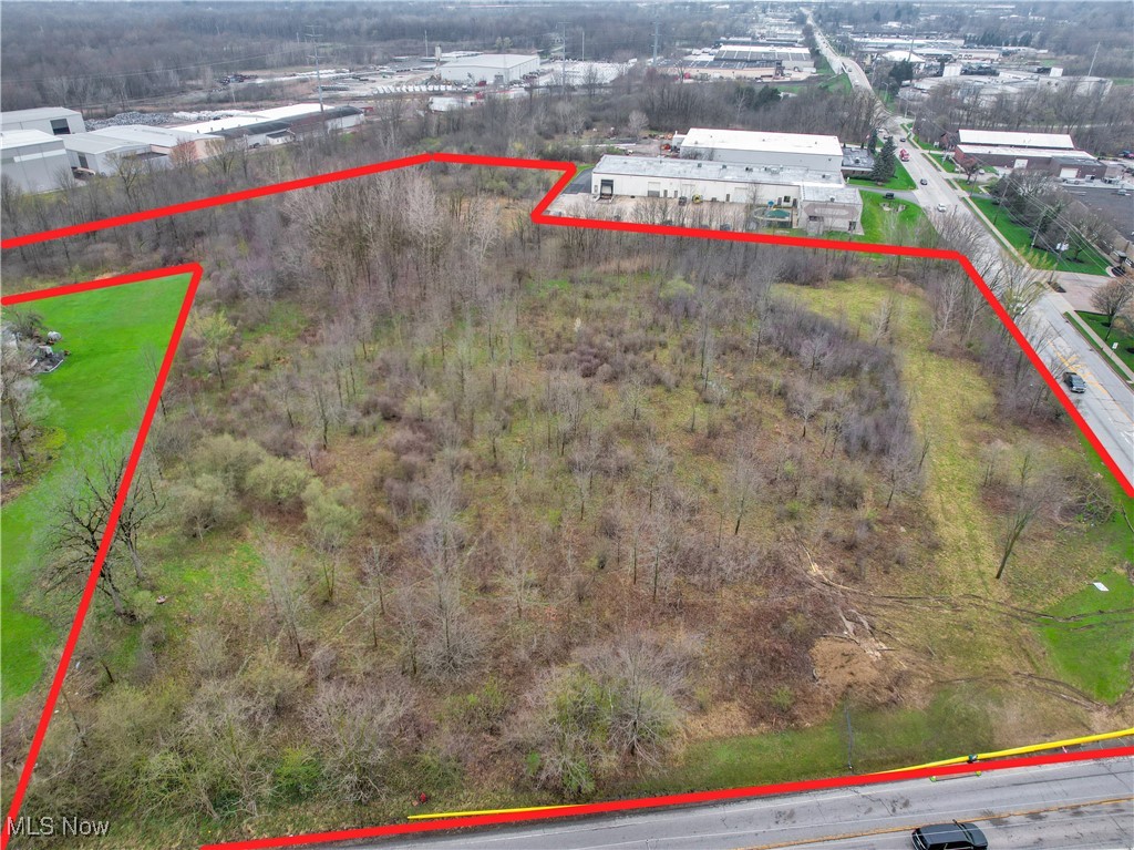 Highland/valley View Road E Property Photo 17