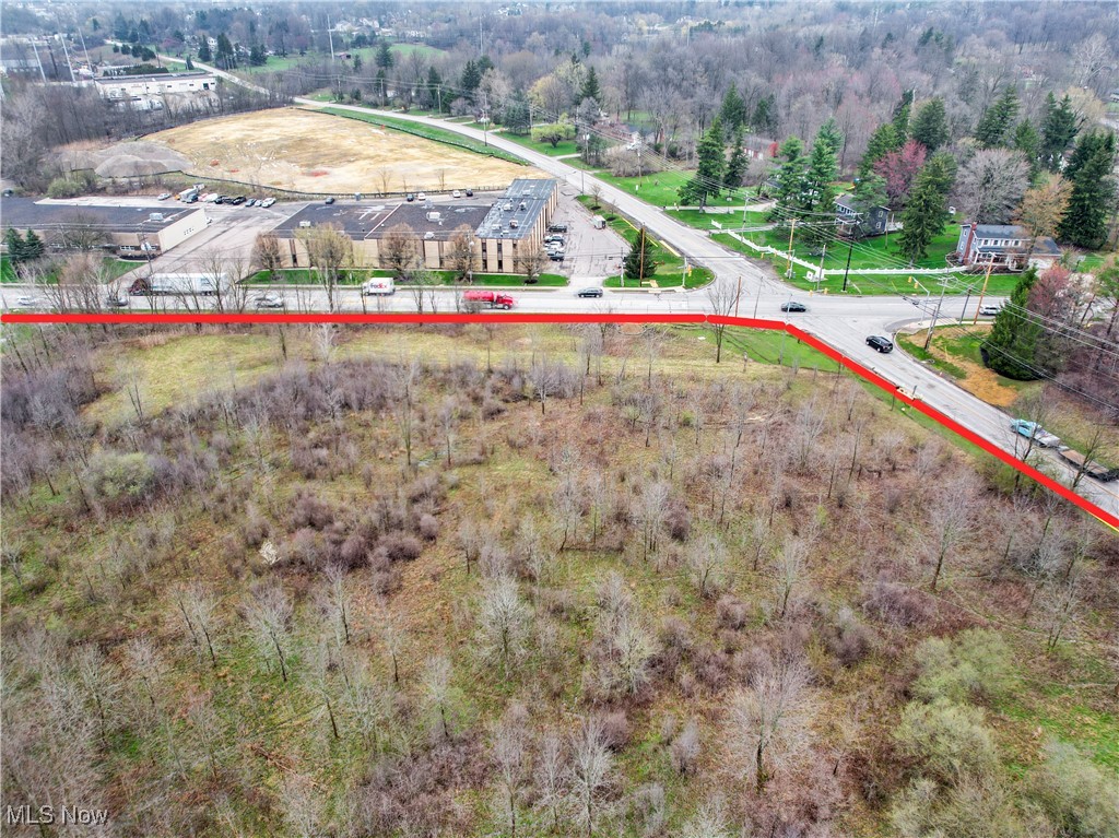 Highland/valley View Road E Property Photo 18