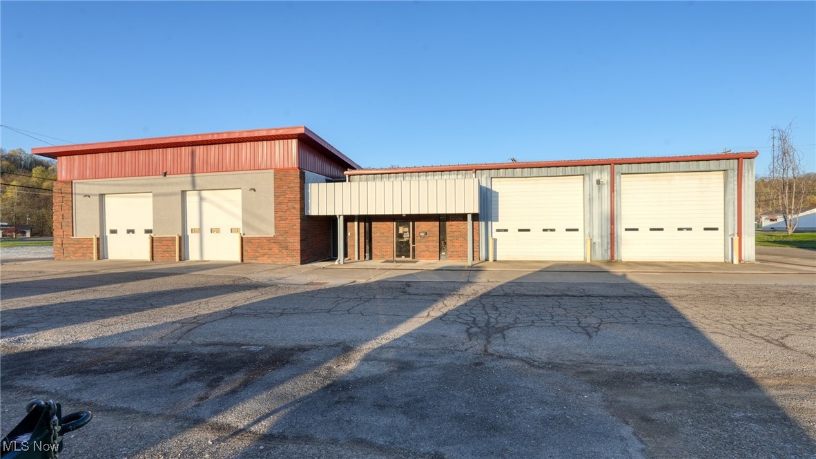 1340 Oxford Avenue C Property Photo 1