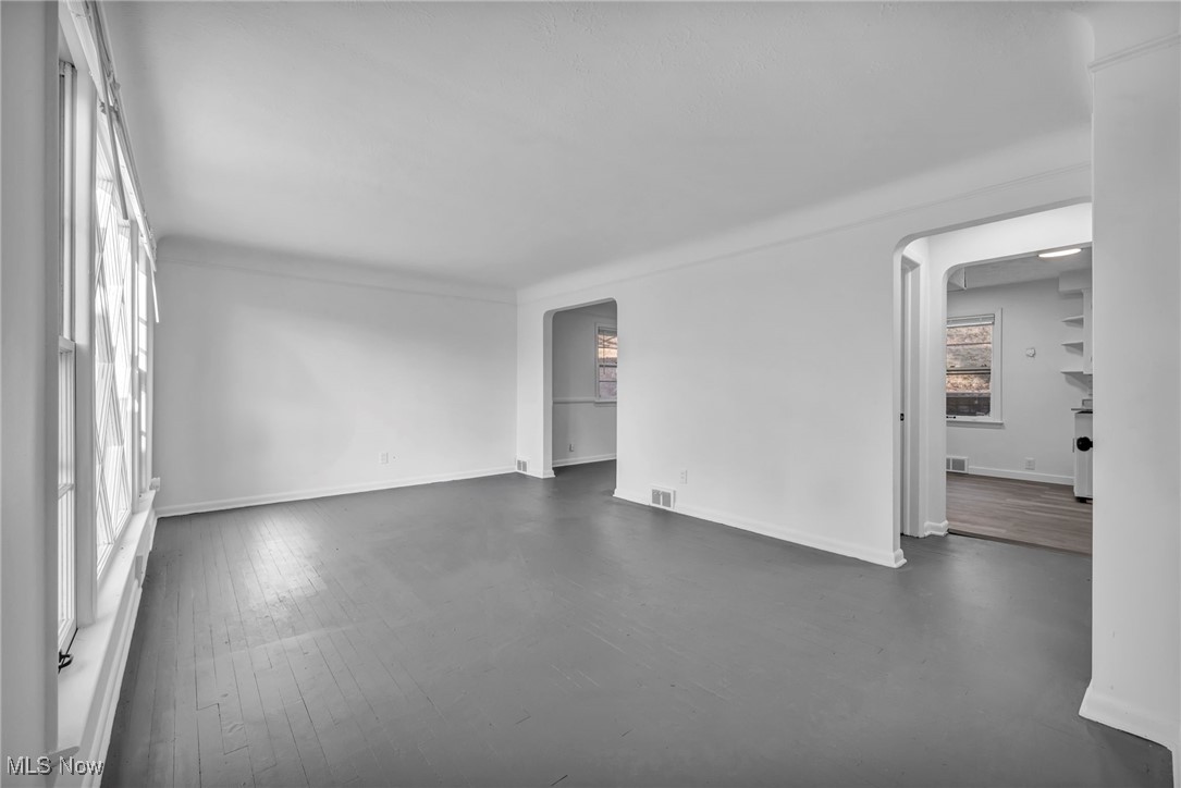24700 Hawthorne Drive Property Photo 10