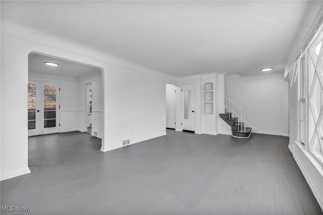24700 Hawthorne Drive Property Photo 11