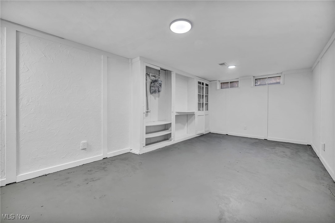 24700 Hawthorne Drive Property Photo 35
