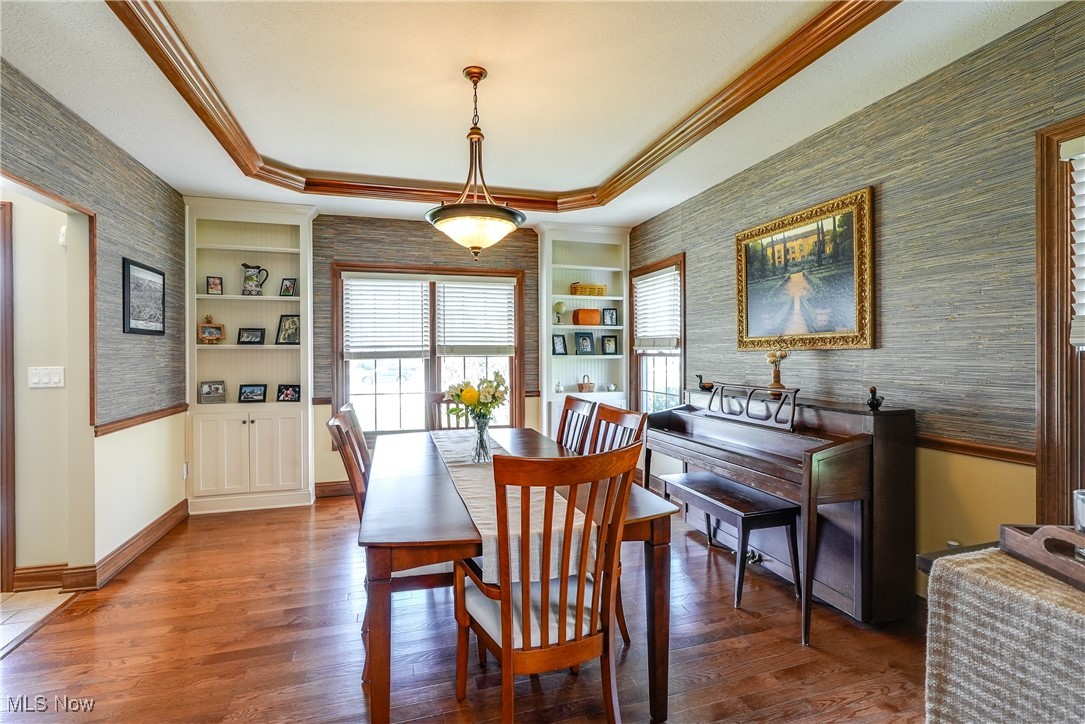 5027 Lake Breeze Landing Property Photo 5