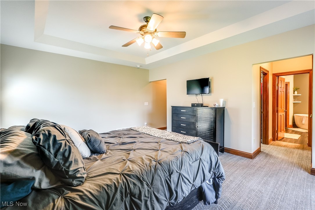 5027 Lake Breeze Landing Property Photo 12