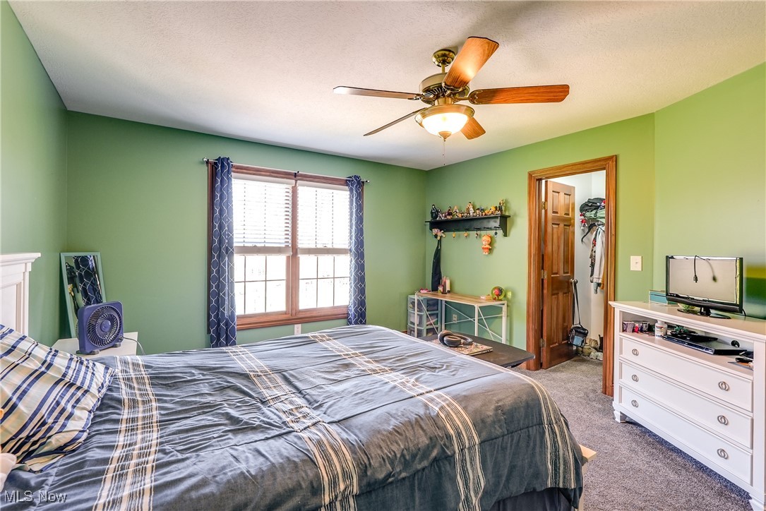 5027 Lake Breeze Landing Property Photo 21