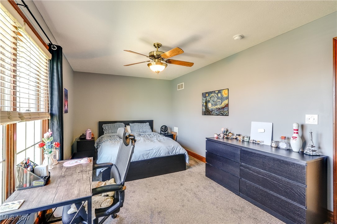 5027 Lake Breeze Landing Property Photo 24