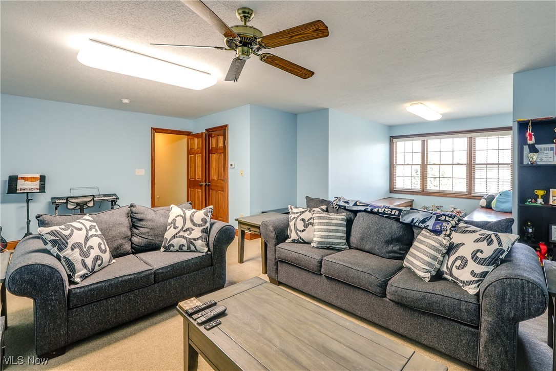 5027 Lake Breeze Landing Property Photo 26