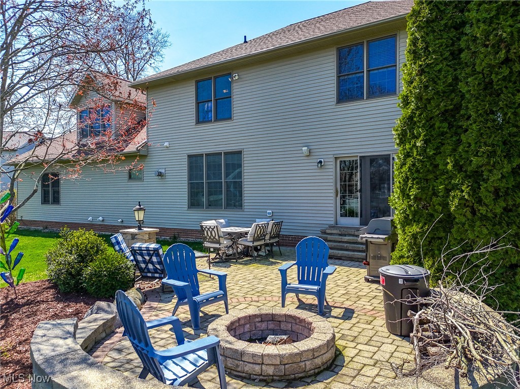 5027 Lake Breeze Landing Property Photo 39