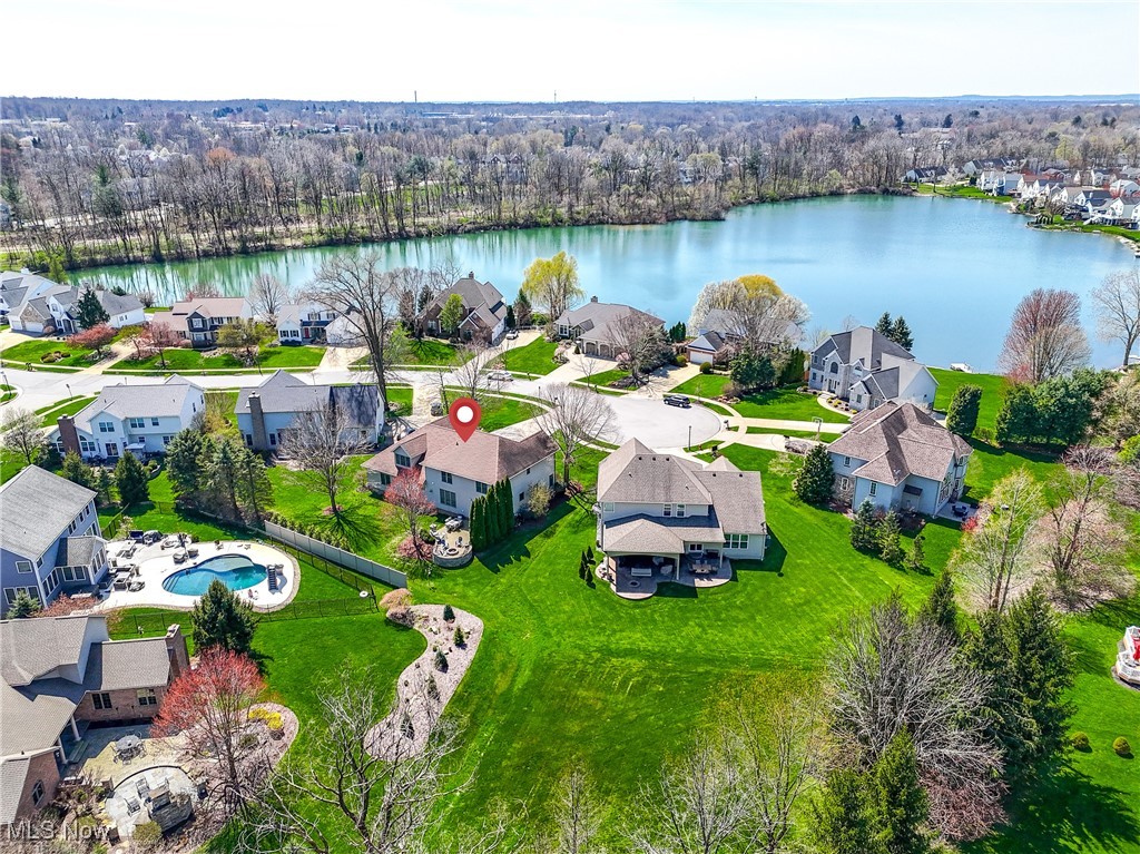 5027 Lake Breeze Landing Property Photo 42