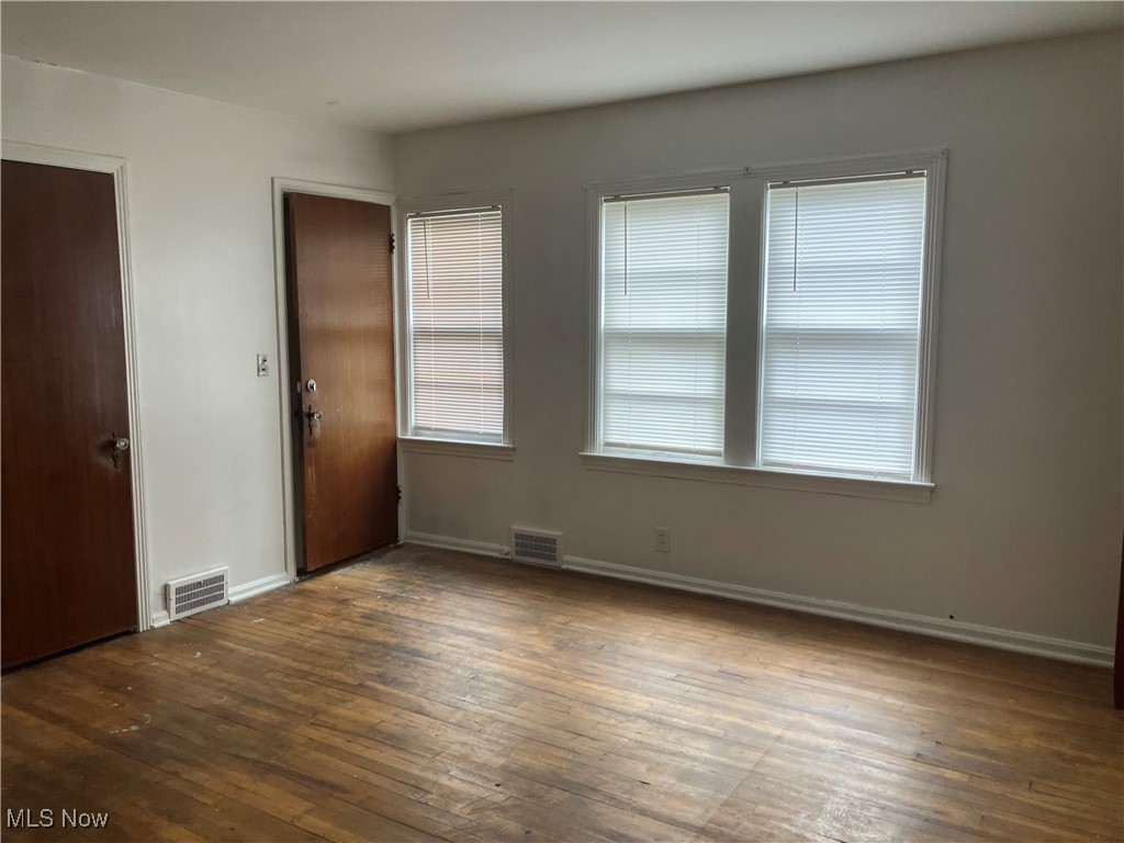 1659 Ivydale Road Property Photo 10
