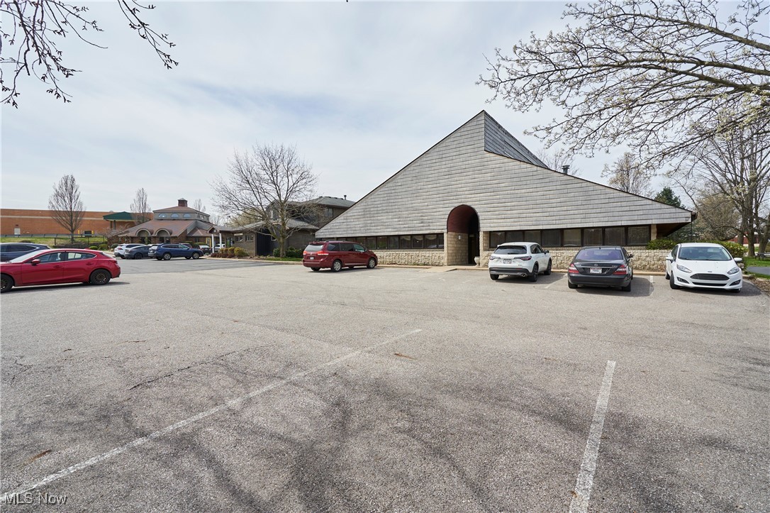 70 N Miller Road Property Photo 2