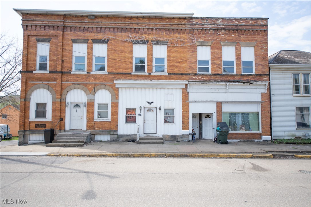 126 Main Street Property Photo 2