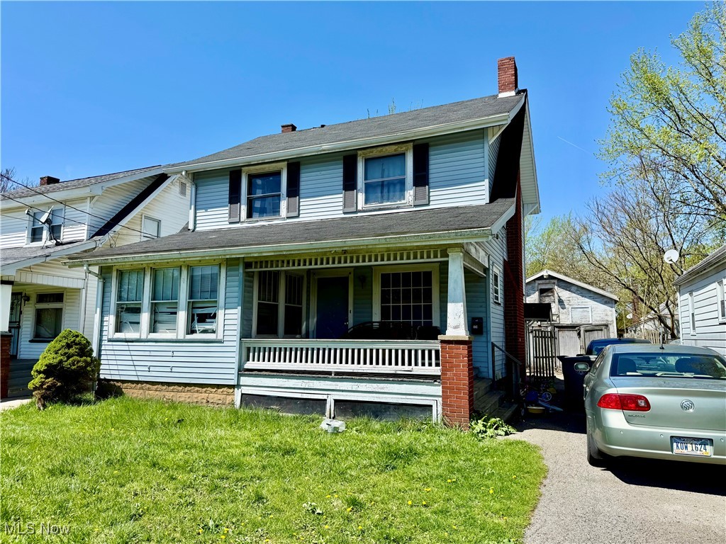 324 Hilton Avenue Property Photo