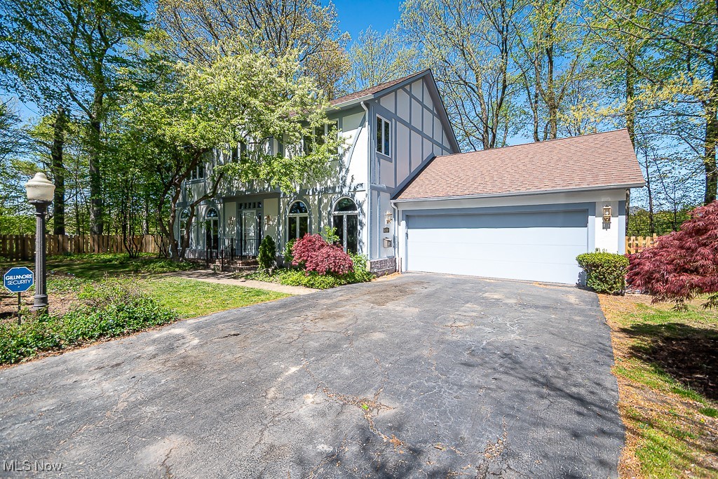 22229 Arbor Cliff Lane Property Photo