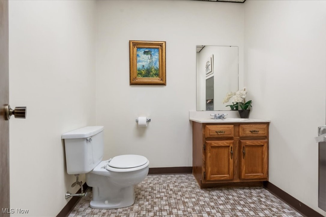 601 Avery Street Property Photo 26
