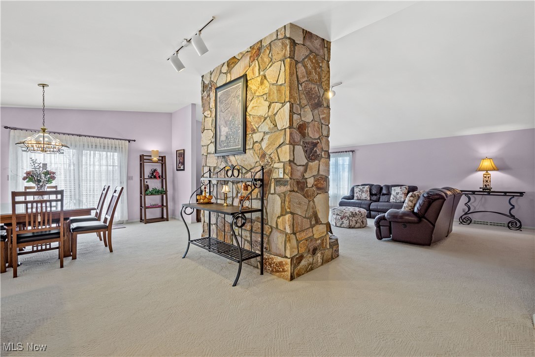 52 Hilda Circle Property Photo 15