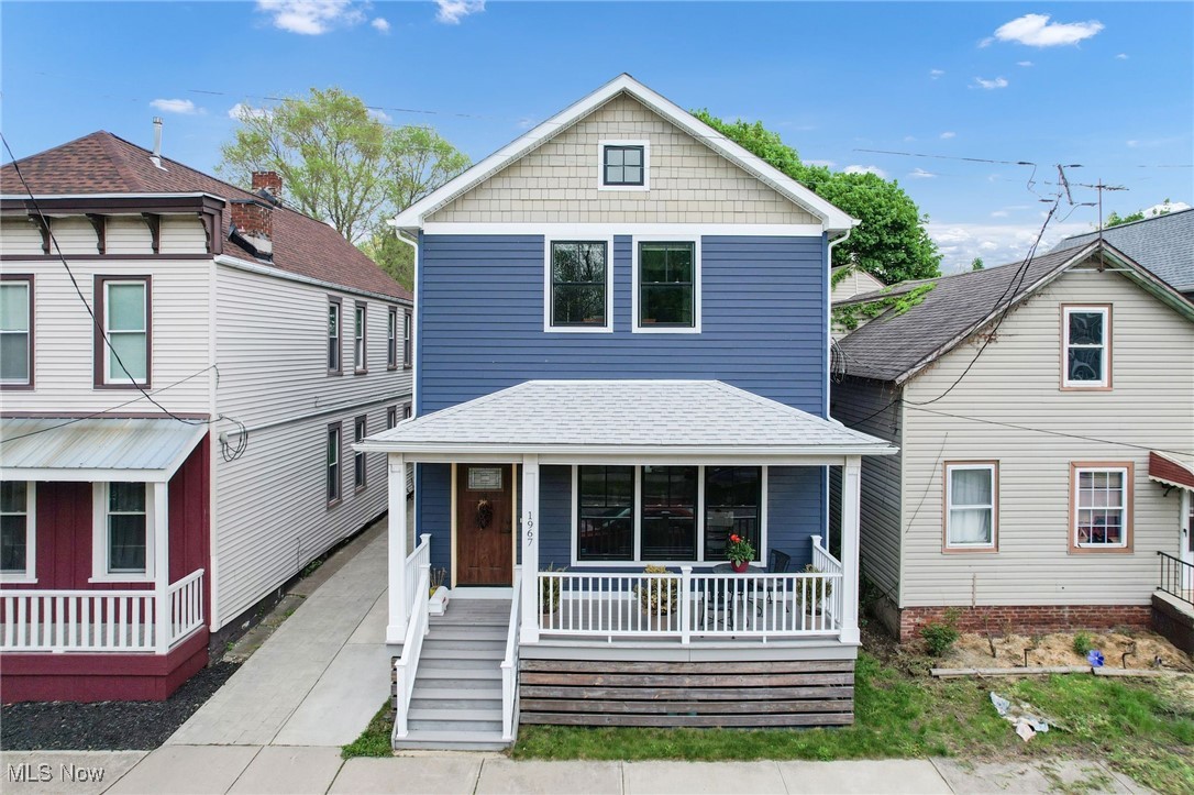 1967 W 54th Street Property Photo 1