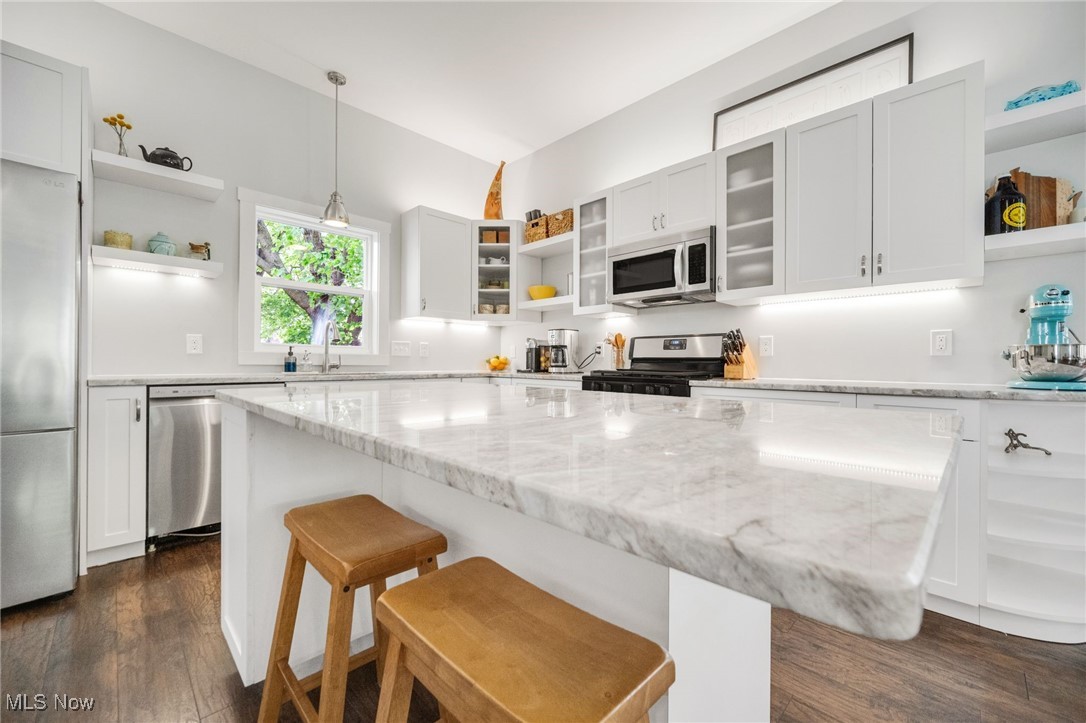 1967 W 54th Street Property Photo 11
