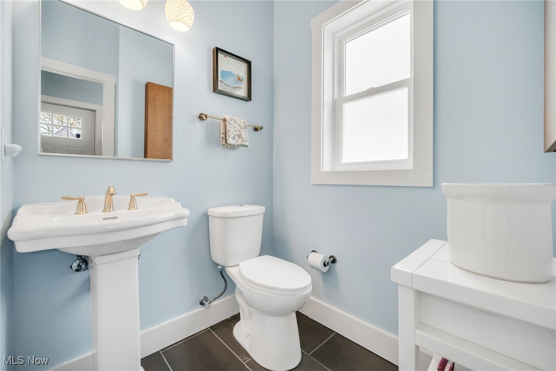 1967 W 54th Street Property Photo 12