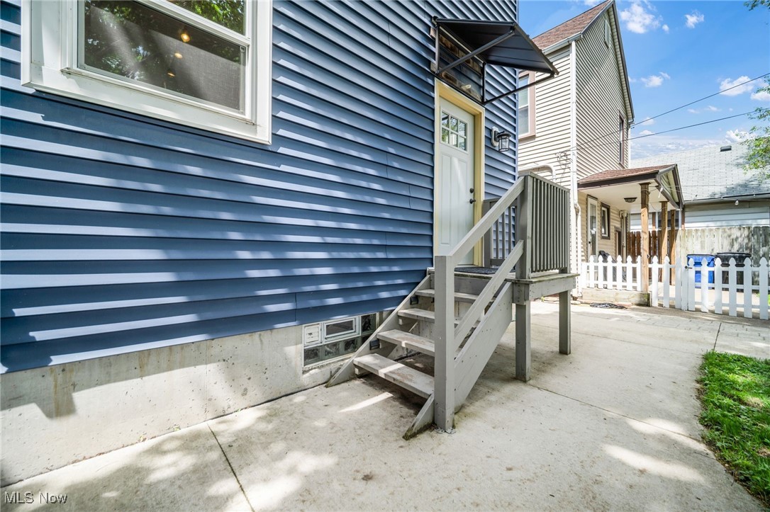 1967 W 54th Street Property Photo 27
