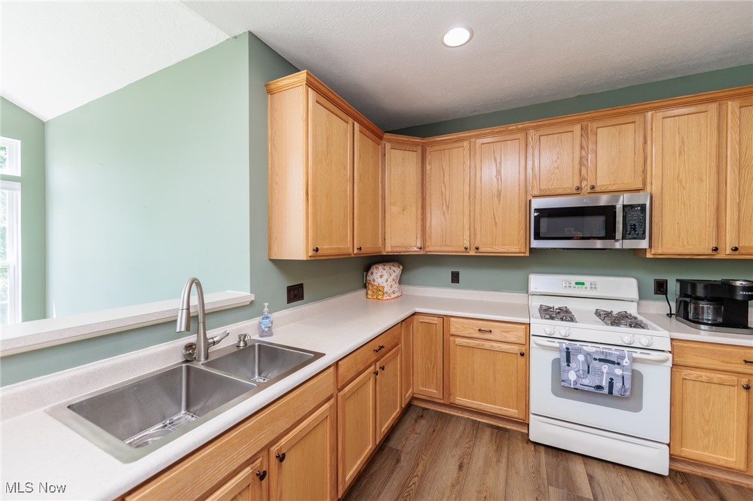 4928 Treeline Drive Property Photo 17