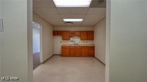 2050 E Wheeling Avenue Property Photo 12