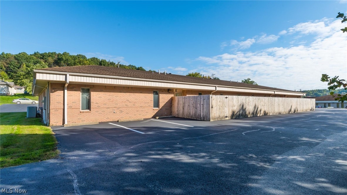 2050 E Wheeling Avenue Property Photo 22