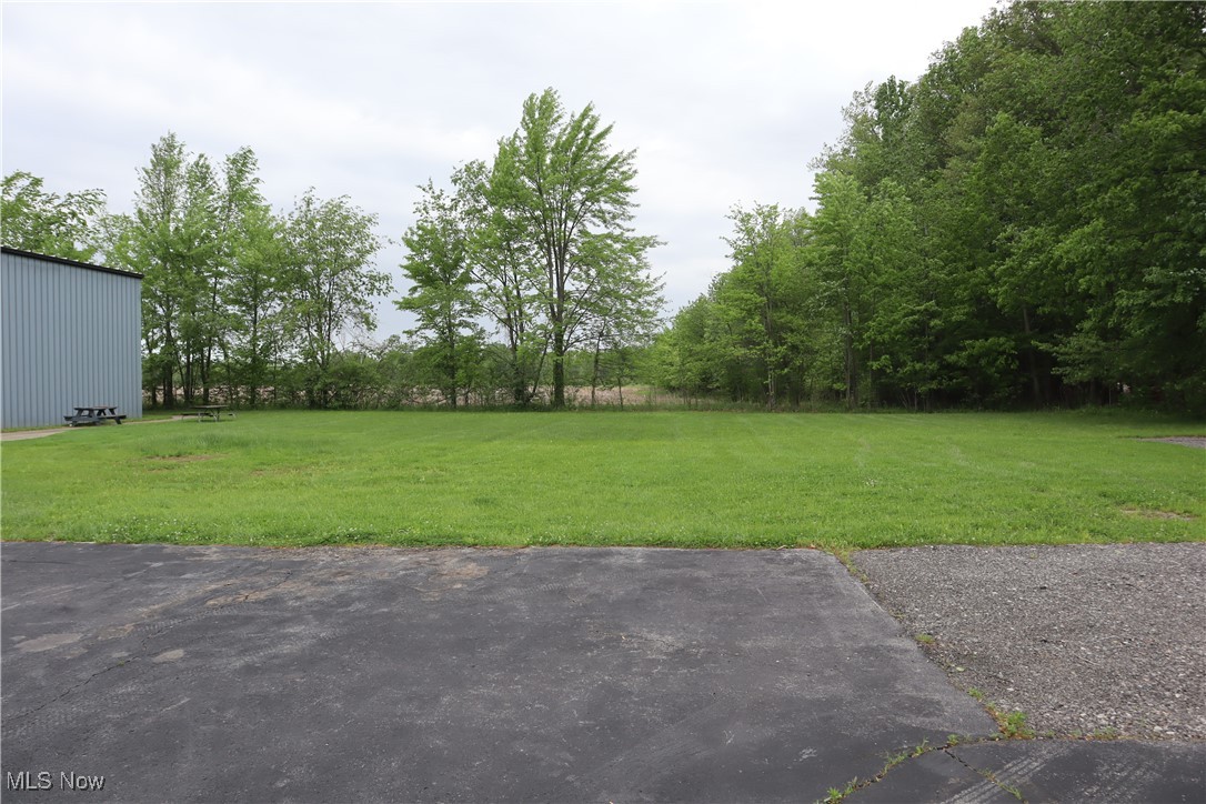 720 Town Line 151 Road Property Photo 16