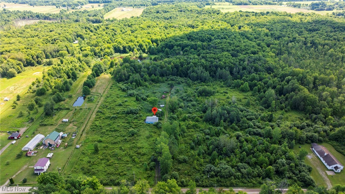 876 Clay Road Property Photo 4